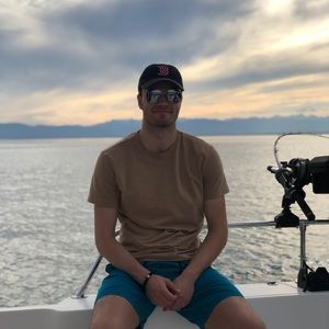 Meet your Posher, Alex